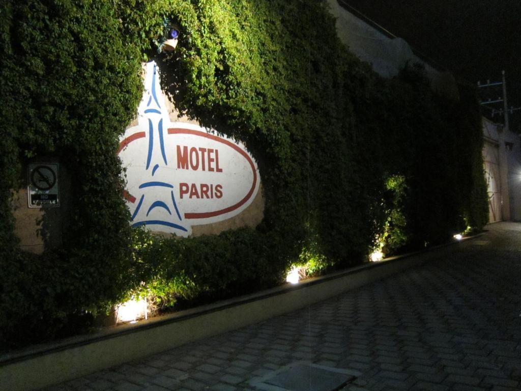 Motel Paris ปวยบลา ภายนอก รูปภาพ